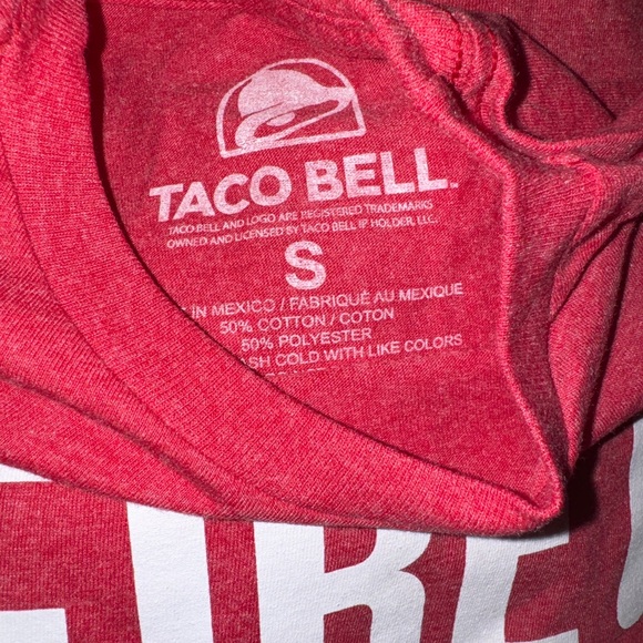 🌶️ NWOT! Taco Bell Unisex Favorite Fire Sauce Tshirt - Picture 4 of 4